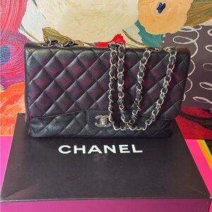 CHANEL Black Quilted Shoulder Bag with Chain Strap